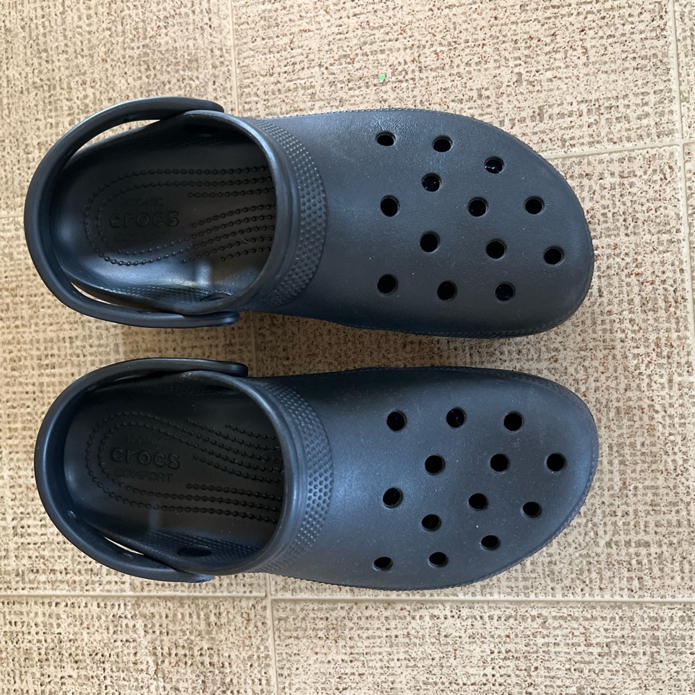 Black platform crocs